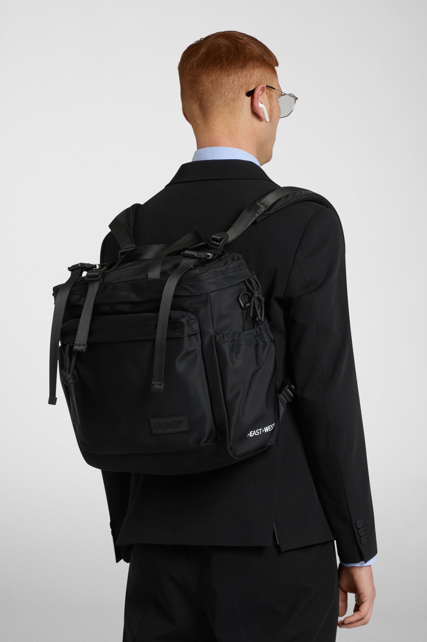 Done - Backpack East+West 18L Black