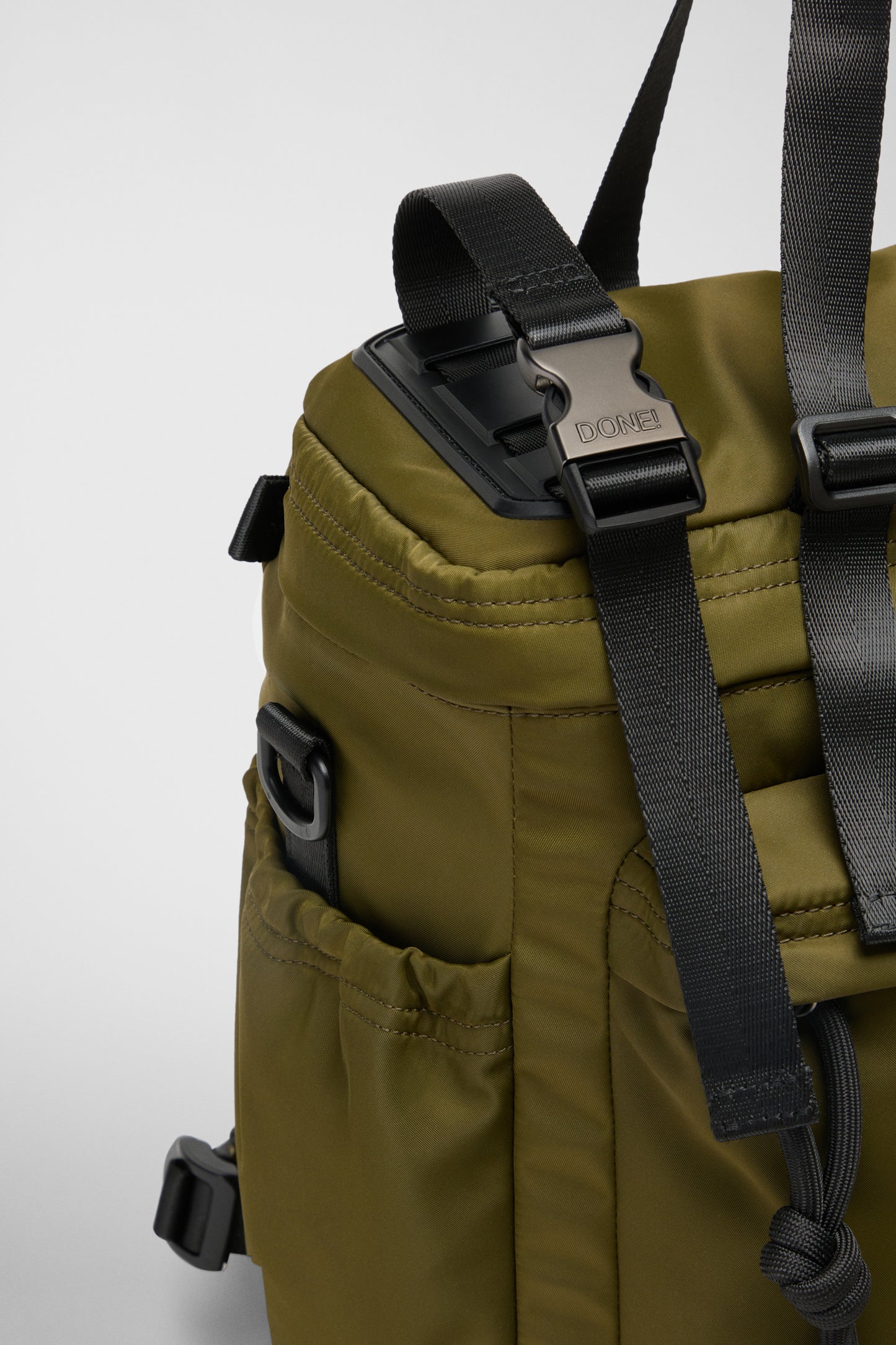 Done - Backpack East+West 18L Green