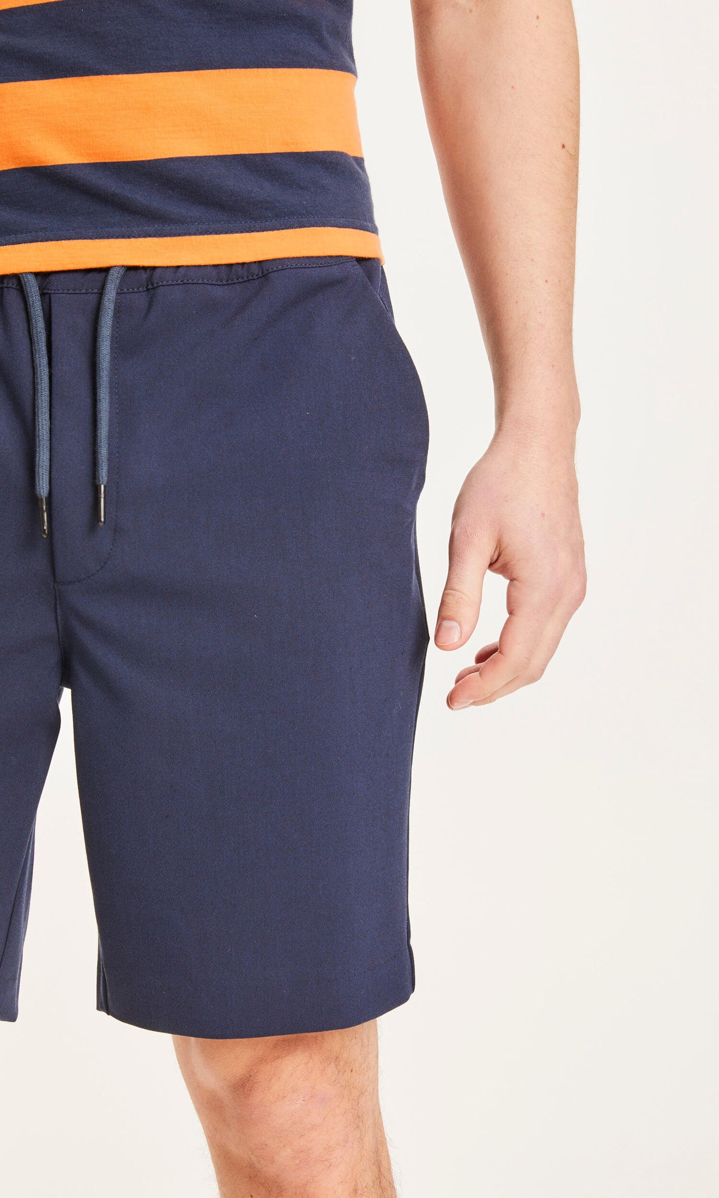 Knowledge Cotton Apparel - Short Fig Loose EcoVero Club Navy