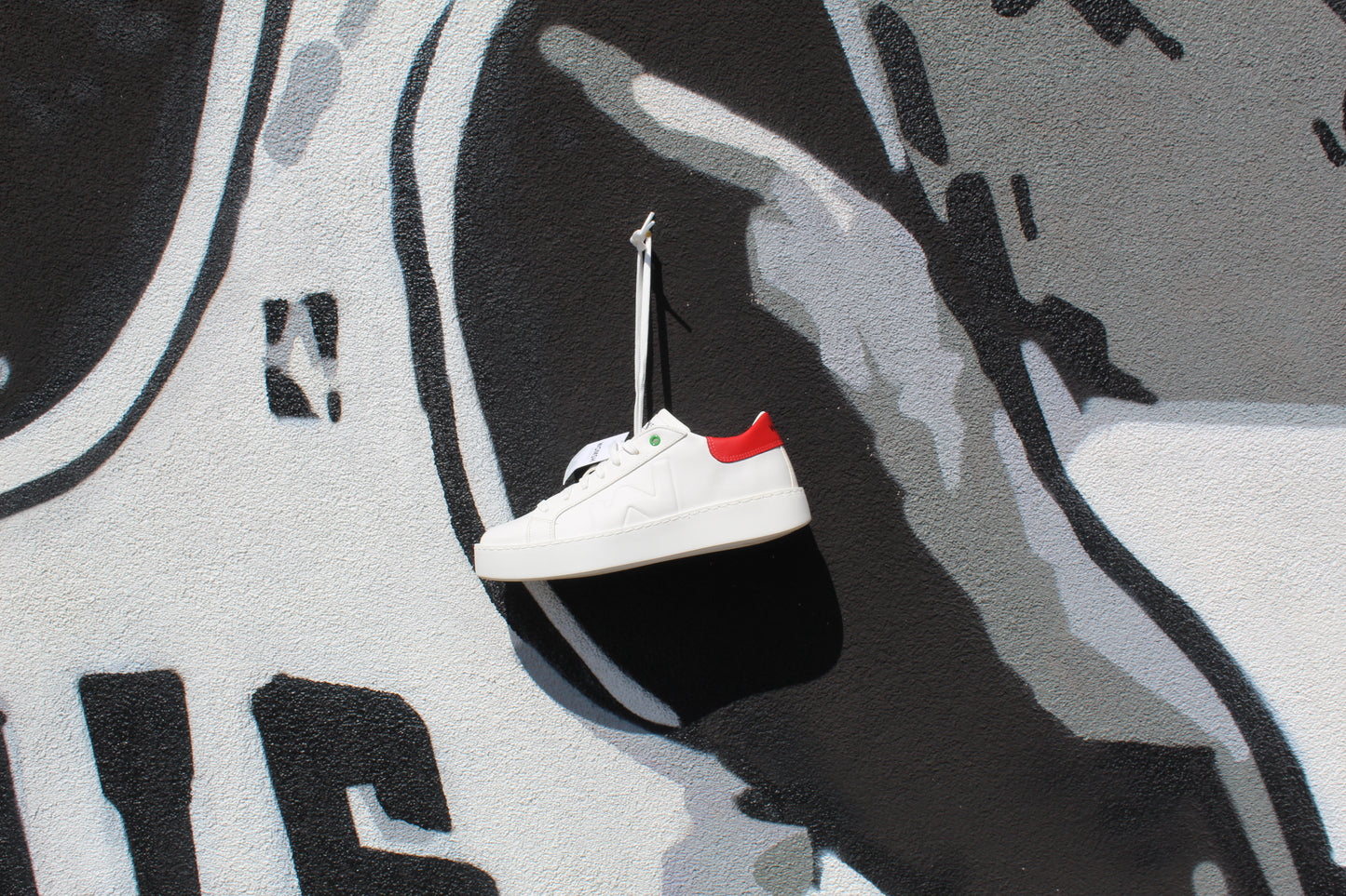 Womsh - Shoe Concept White Red